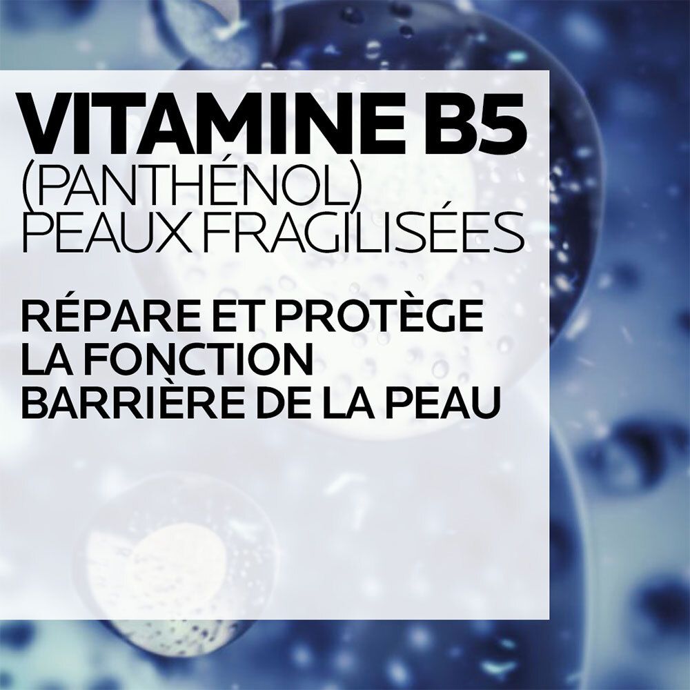 Tekst over vitamine B5 en gevoelige huid. Herstelt en beschermt de huidbarrière.