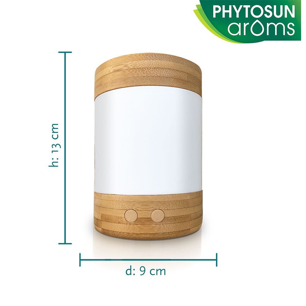 Cilindrische diffuser. Hoogte 13 cm, diameter 9 cm. Hout en wit plastic design.