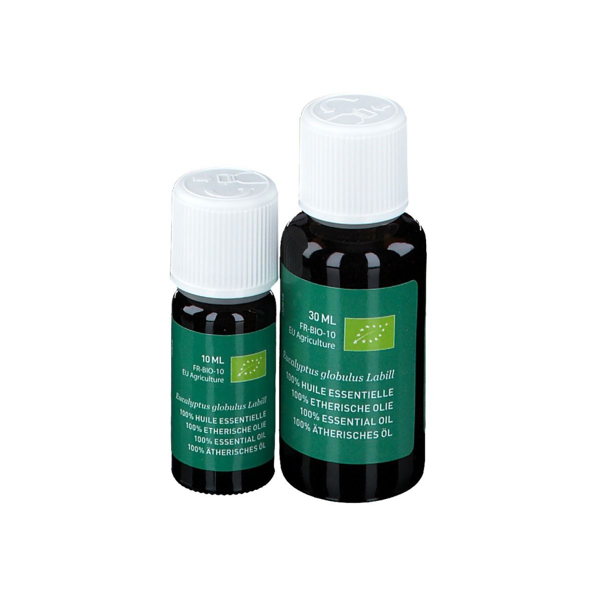 Twee flessen met witte doppen en groene etiketten. Opschrift: Eucalyptus Globulus. Bio-certificering.