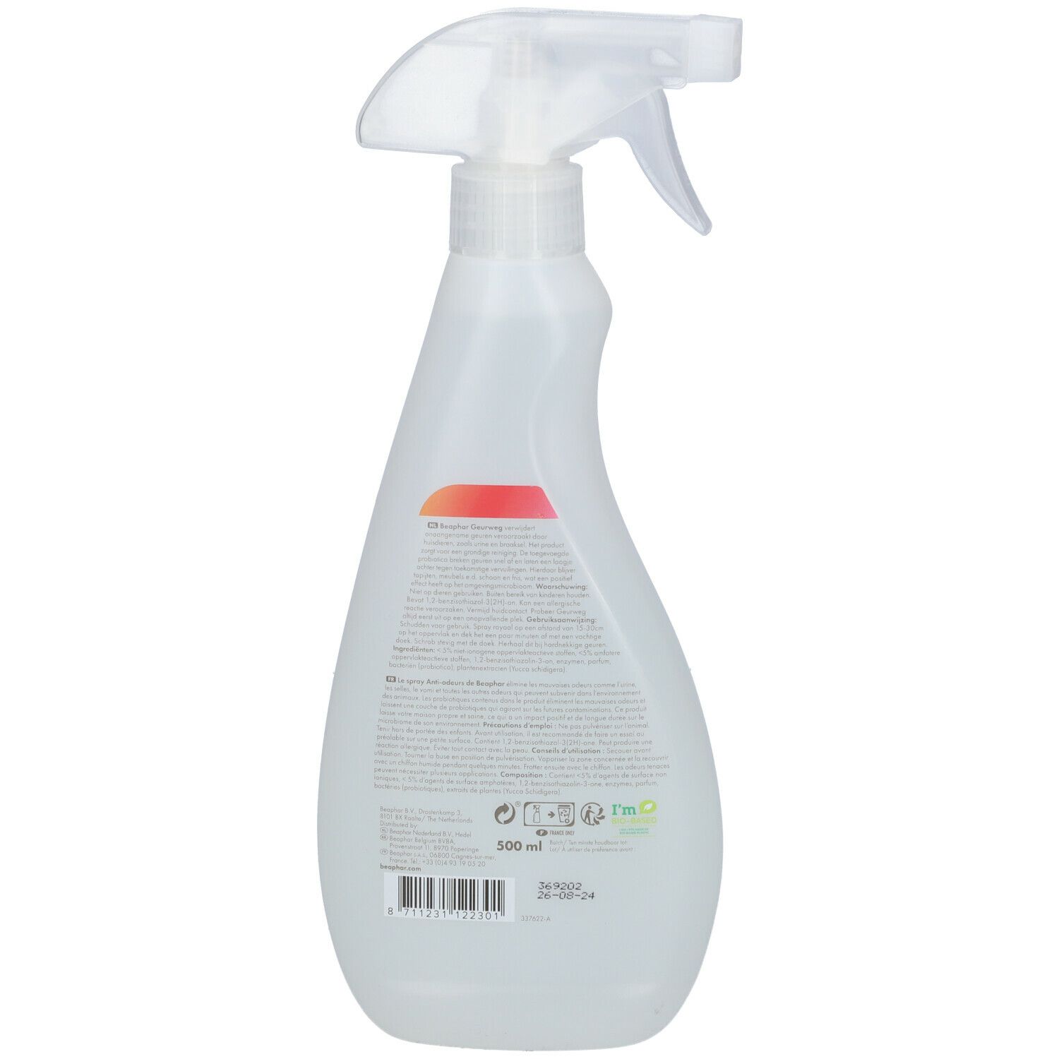 Achterkant van de sprayfles. Tekst en barcode. "beaphar" logo. Inhoud 500 ml. Recycling symbool.