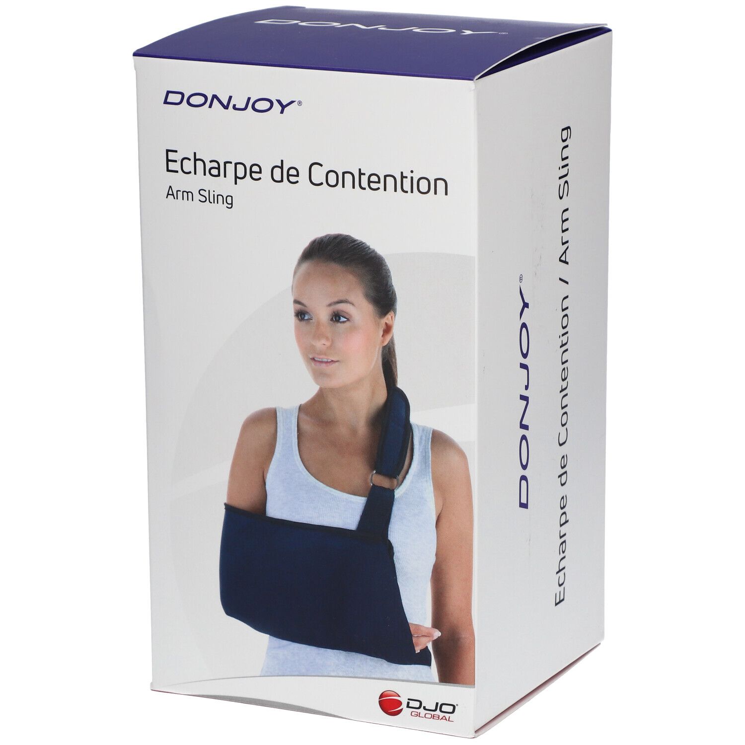 Donkerblauwe draagdoek op verpakking. Merk DONJOY. Tekst: Écharpe de Contention / Arm Sling. Vrouw draagt de draagdoek.