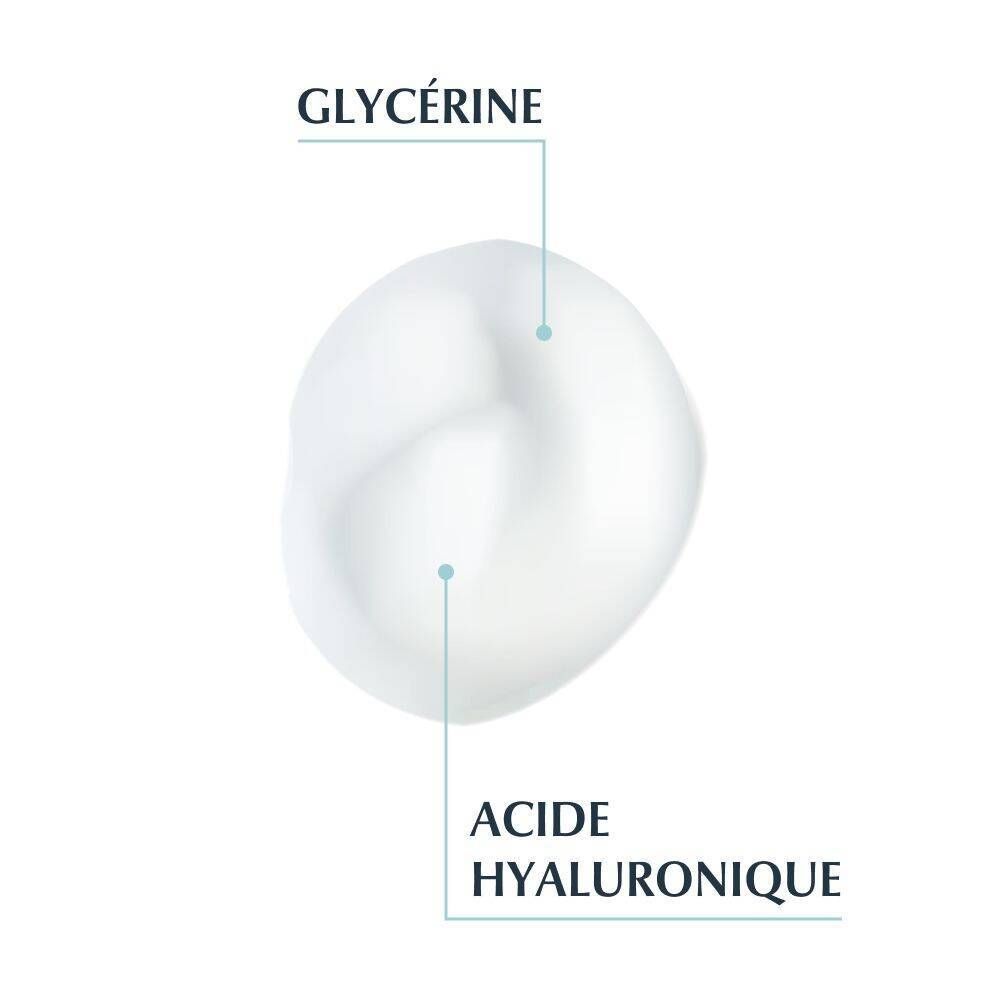 Gros plan d'un liquide blanc. Légende : Glycérine, acide hyaluronique.