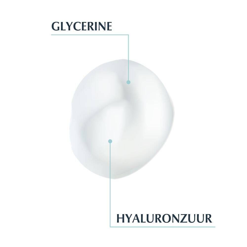 Close-up van een witte vloeistof. Opschrift: Glycerine, hyaluronzuur.