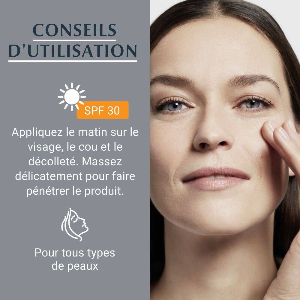 Femme applique de la crème. Texte : Conseils d'utilisation : Appliquer le matin sur le visage, le cou et le décolleté.