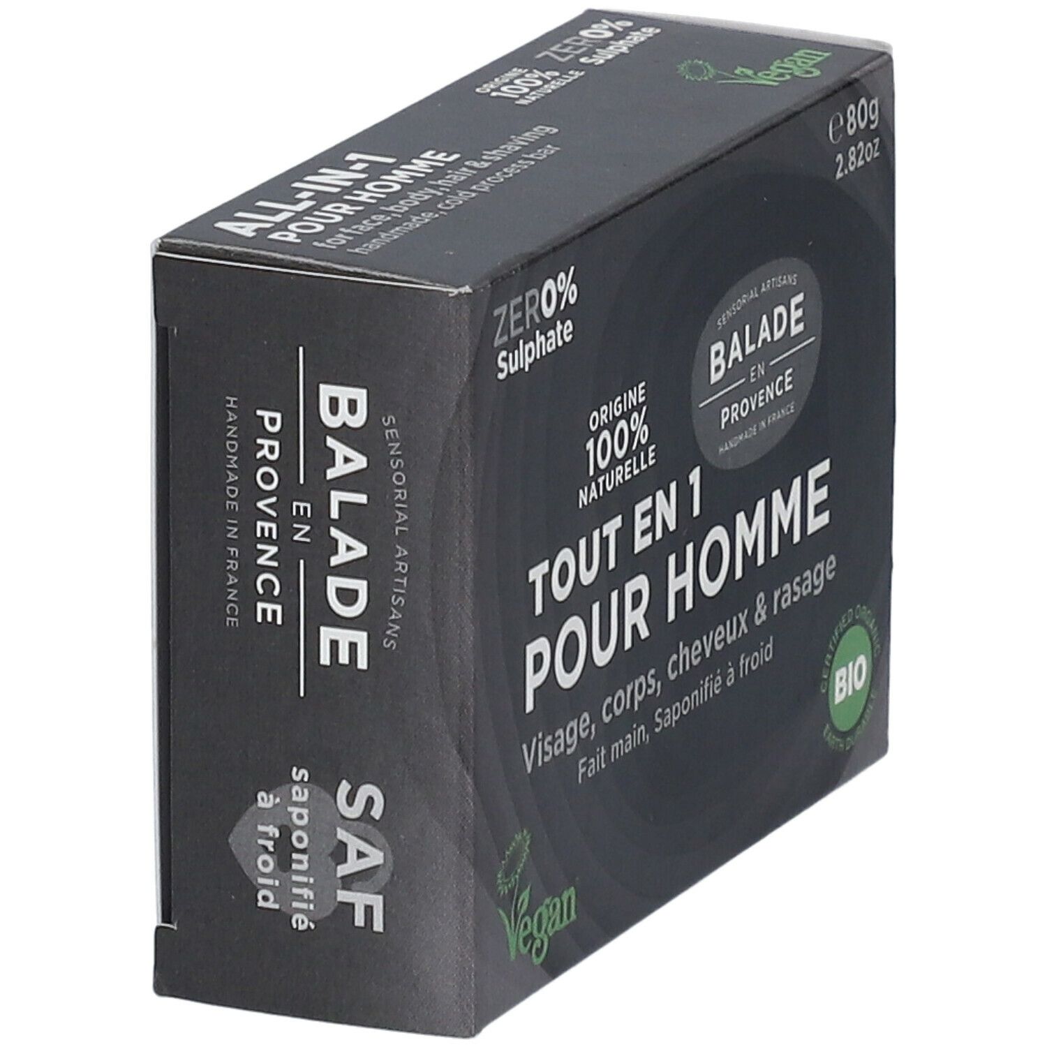 Zwarte verpakking, schuin. Tekst: BALADE EN PROVENCE, ALL-IN-1 POUR HOMME, ZERO% Sulphate, Vegan, BIO-certificering.