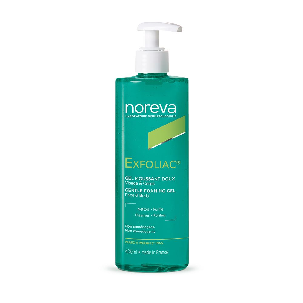 Grüne Flasche mit weißem Pumpkopf. Aufschrift: noreva, EXFOLIAC, GEL MOUSSANT DOUX, Visage & Corps, Gentle Foaming Gel Face & Body.