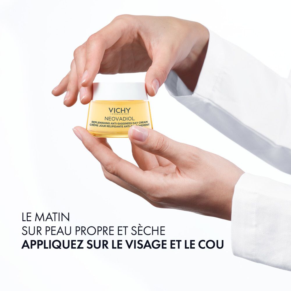 Mains tenant un pot de crème. Texte : Appliquez sur le visage et le cou.