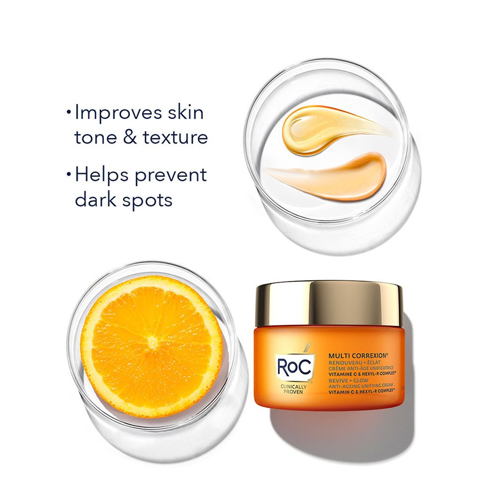 Pot de crème, traces de crème et orange. Texte: ROC, améliore le teint et la texture, aide à prévenir les taches.