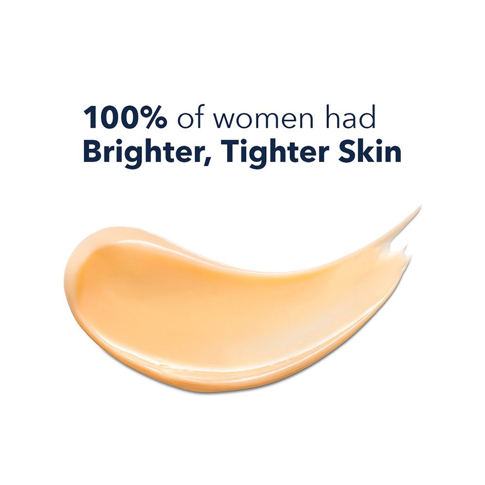 Product swirl. Gelige crème textuur. Tekst: 100% van de vrouwen had een helderdere, strakkere huid.