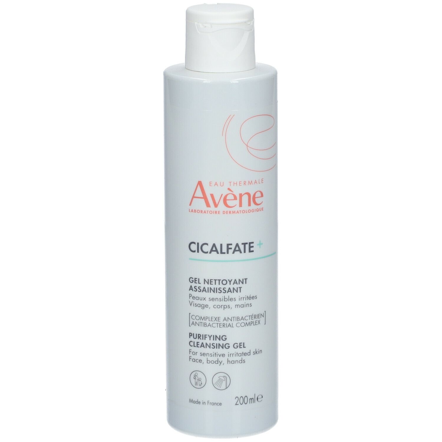 Witte fles met etiket. Opschrift: Avène CICALFATE+ Reinigingsgel. Voor gevoelige, geïrriteerde huid. 200ml.
