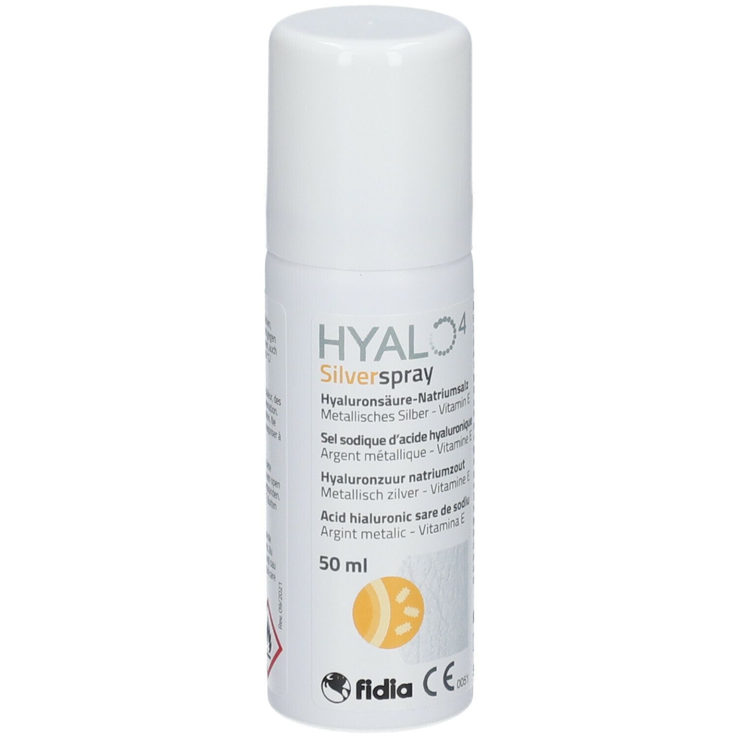 Witte spuitfles met dop. Opschrift: HYALO4 Silverspray, ingrediënten, 50 ml.