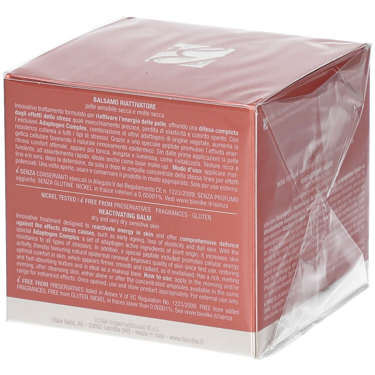 Seite der BioNike DEFENCE SKINERGY Balsam-Verpackung. Rote Schachtel mit Text. Balsamo Riattivatore.