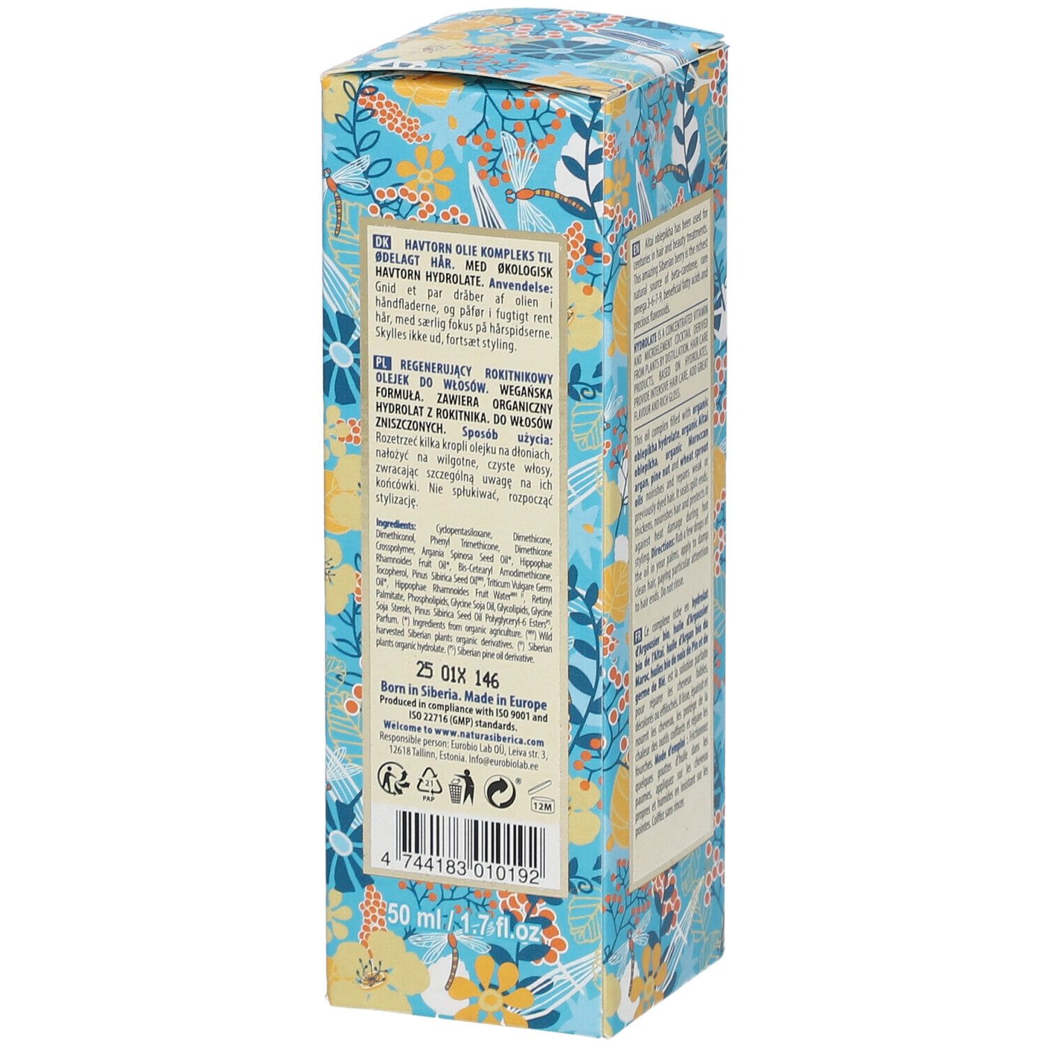 Seite der Verpackung mit Text. Enthält Inhaltsstoffe, Herkunft und Kontaktinformationen. Floralmuster.
