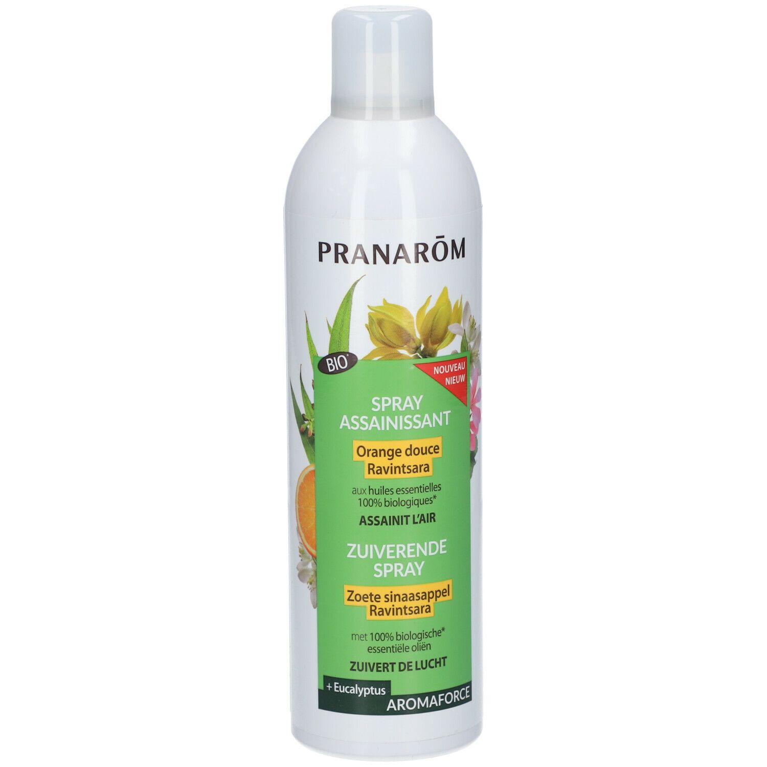 Witte spuitfles met groen etiket. Tekst: Spray Assainissant, Orange douce Ravintsara, Aromaforce, Bio.