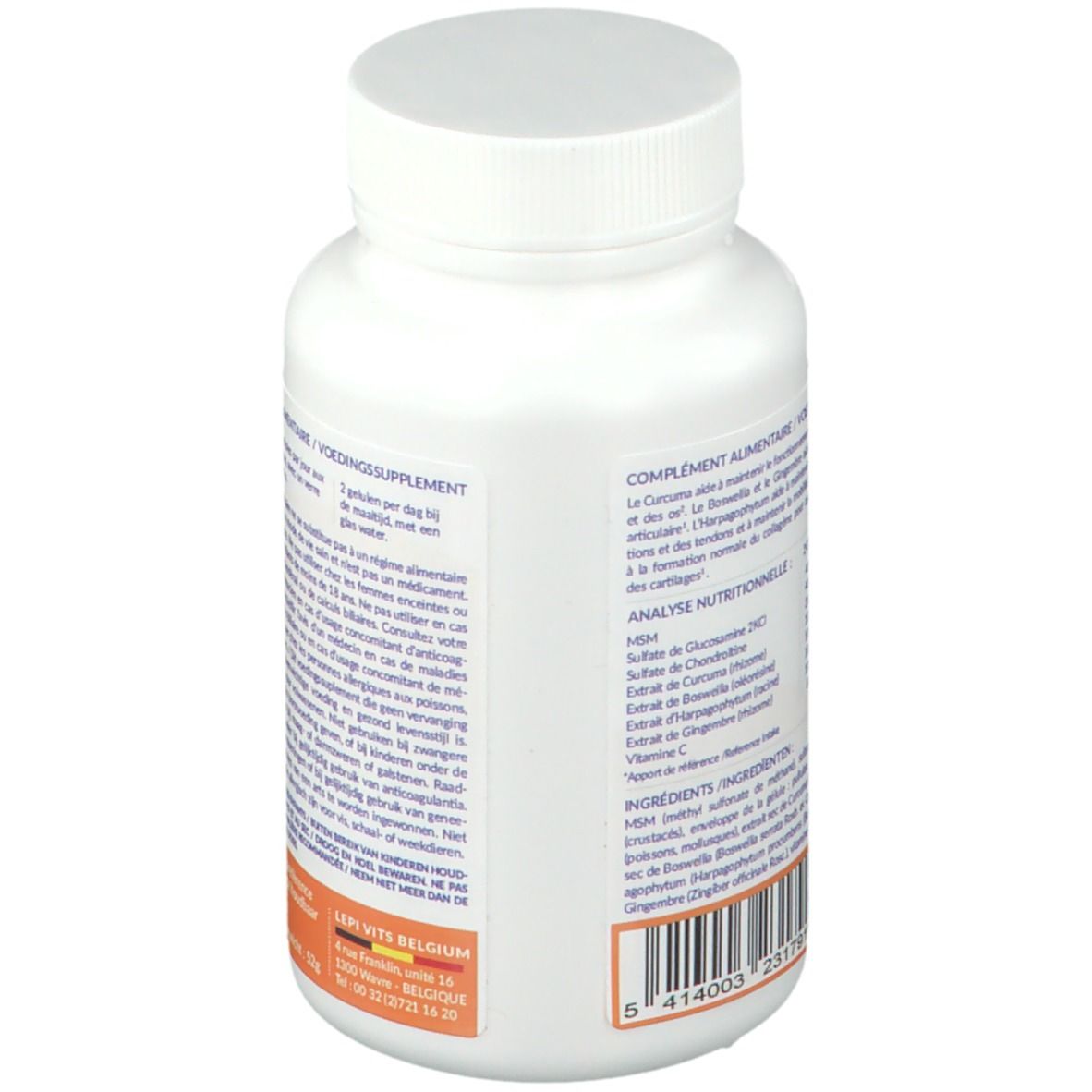 Achterkant van de witte fles met capsules. Tekstinformatie, waaronder dosering, ingrediënten en adres van de fabrikant. Oranje strook onderaan.