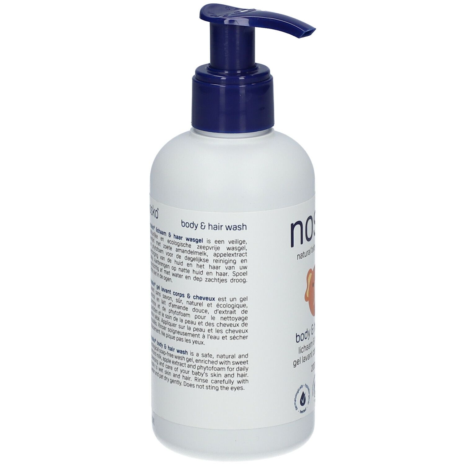Achterkant van de witte fles met blauwe pomp. Tekst in meerdere talen. Illustratie van een olifant. Productnaam: body & hair wash.