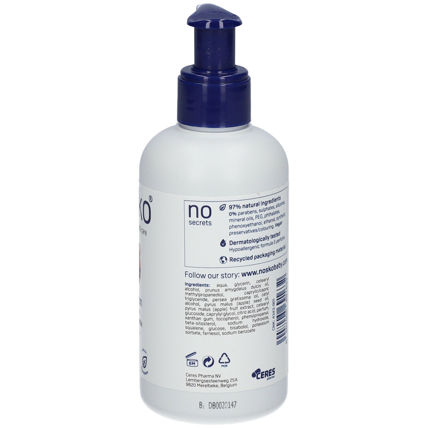 Witte fles met blauwe pomp. Tekst in het Engels. Ingrediënten en certificeringen. Achterkant.