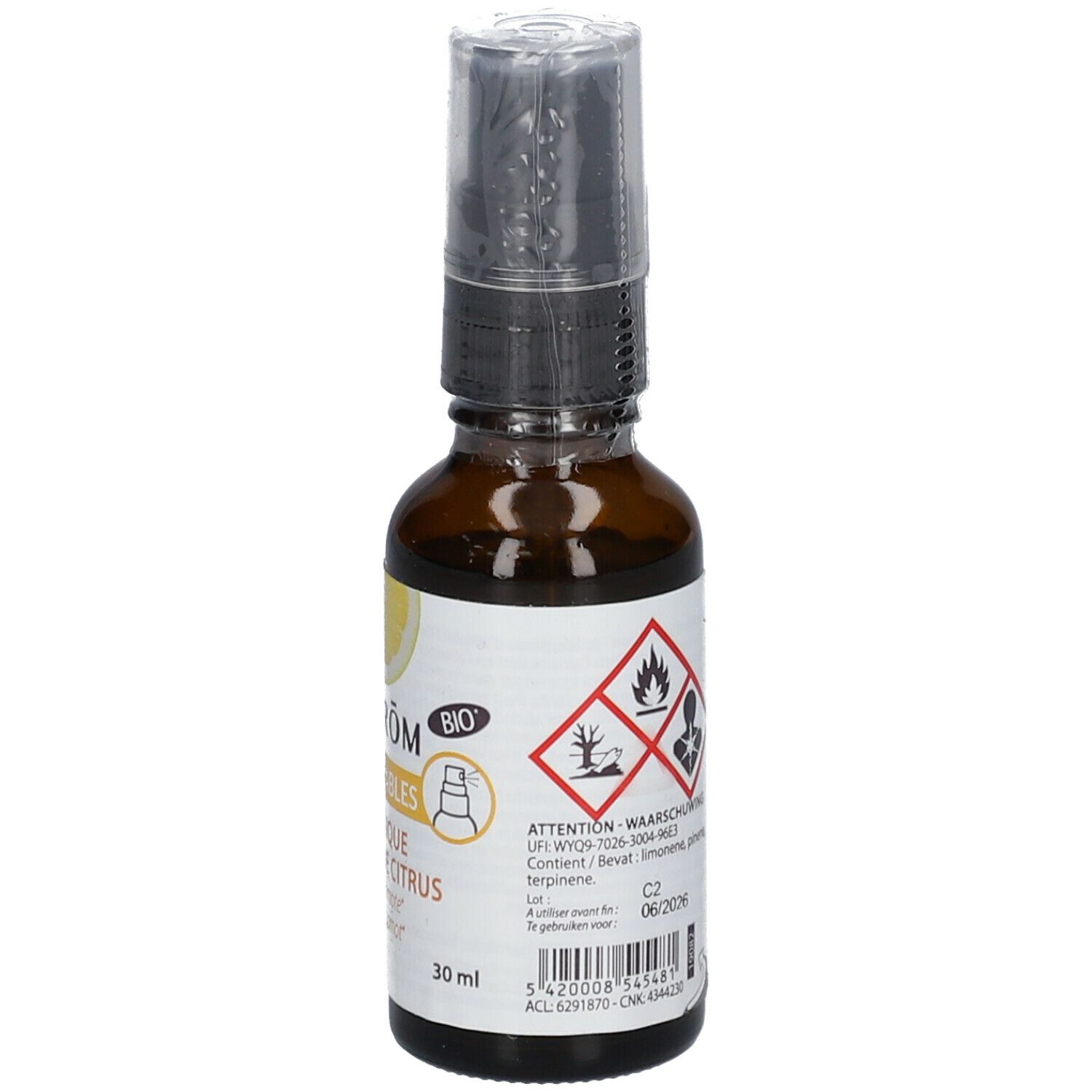 Bruine glazen fles met verstuiver. Etiket met productnaam, bio-keurmerk en waarschuwingssymbolen. Merk PRANARÔM.