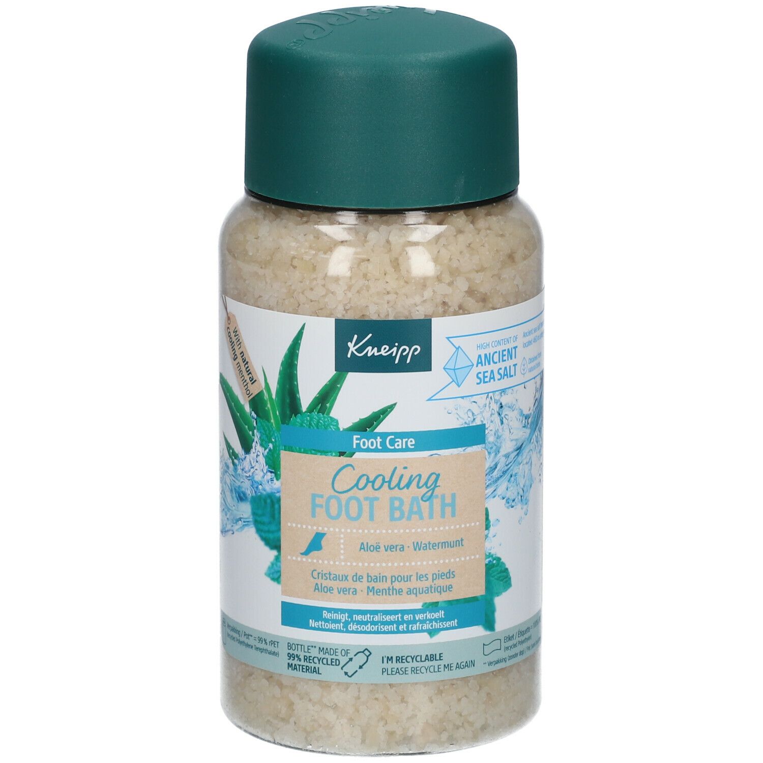 Pot met badzout. Opschrift: Cooling Foot Bath, Aloe Vera, Watermunt. Groene deksel. Transparante pot.