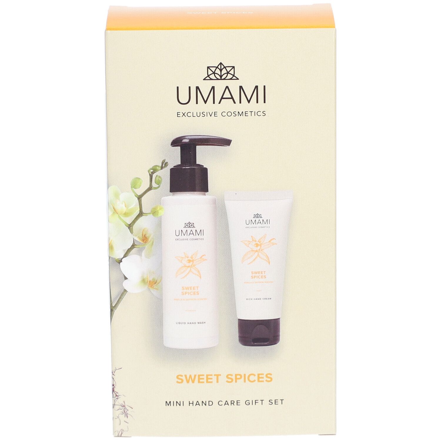 Coffret cadeau de soins pour les mains. Contient une bouteille avec pompe et un tube. Inscription : UMAMI, Sweet Spices. Mini Hand Care Gift Set.