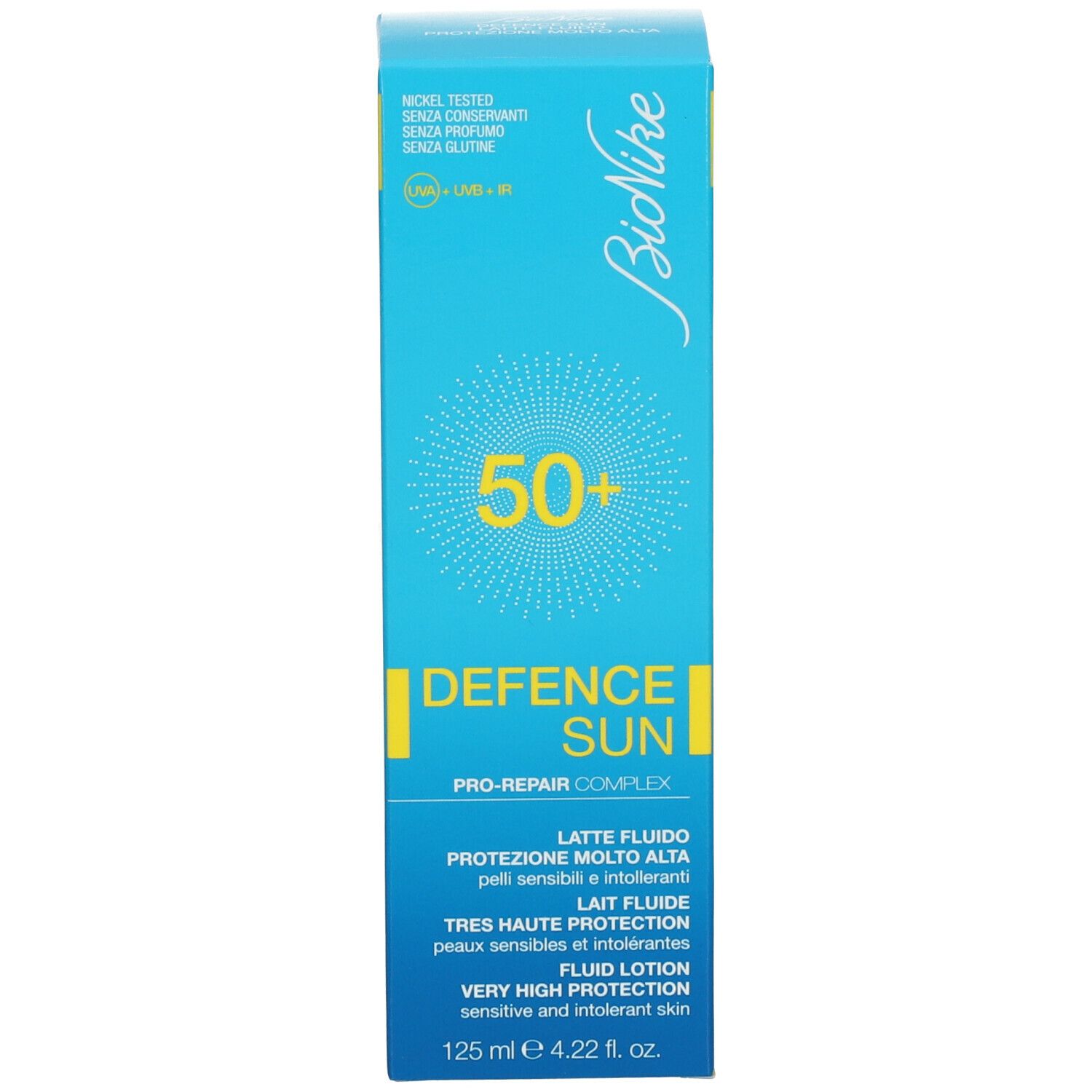 Emballage bleu turquoise avec texte blanc. Inscriptions: BioNike, DEFENCE SUN, SPF 50+.