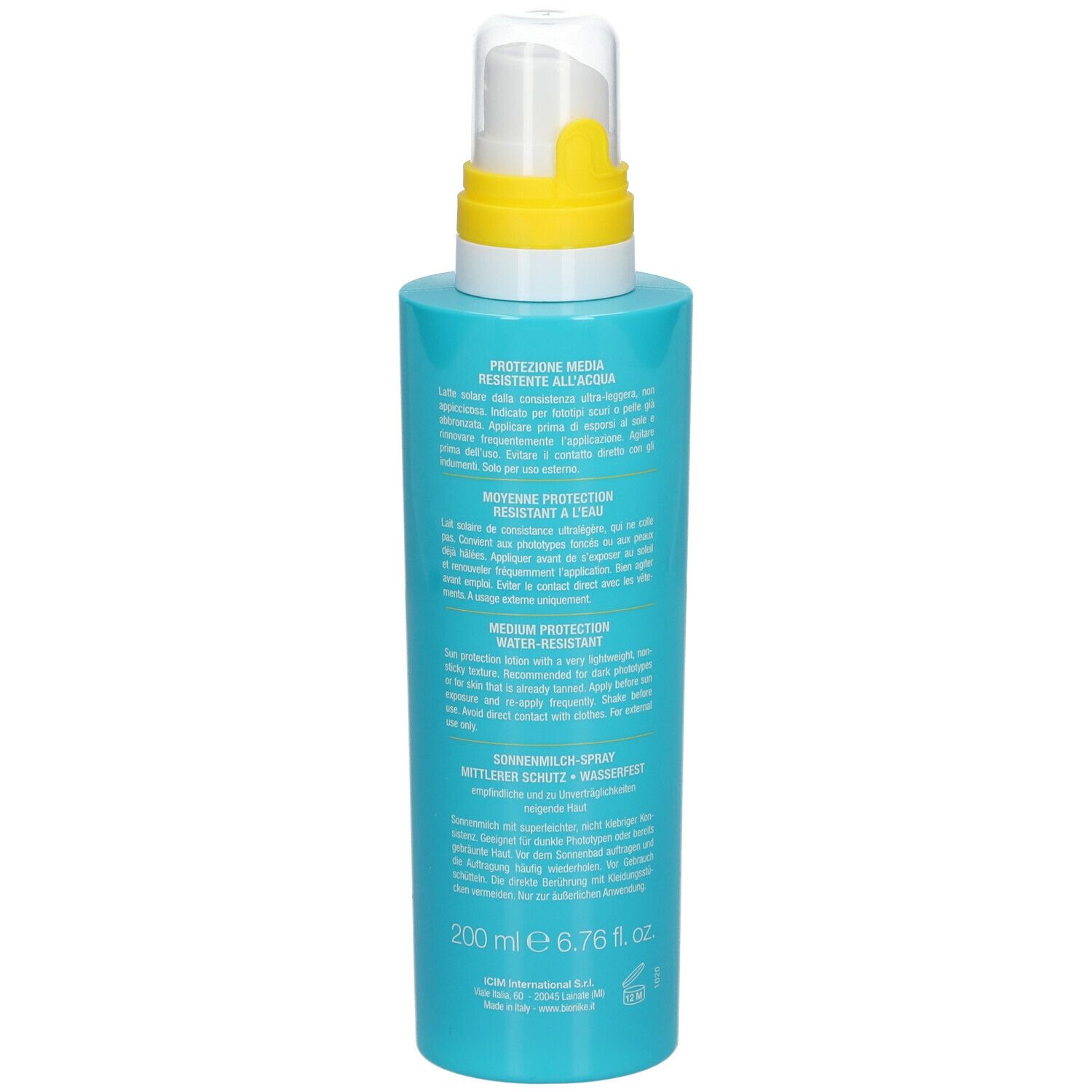 Turkooisblauwe fles met spraykop. Tekst: Waterbestendig, 200 ml, 6.76 fl. oz.