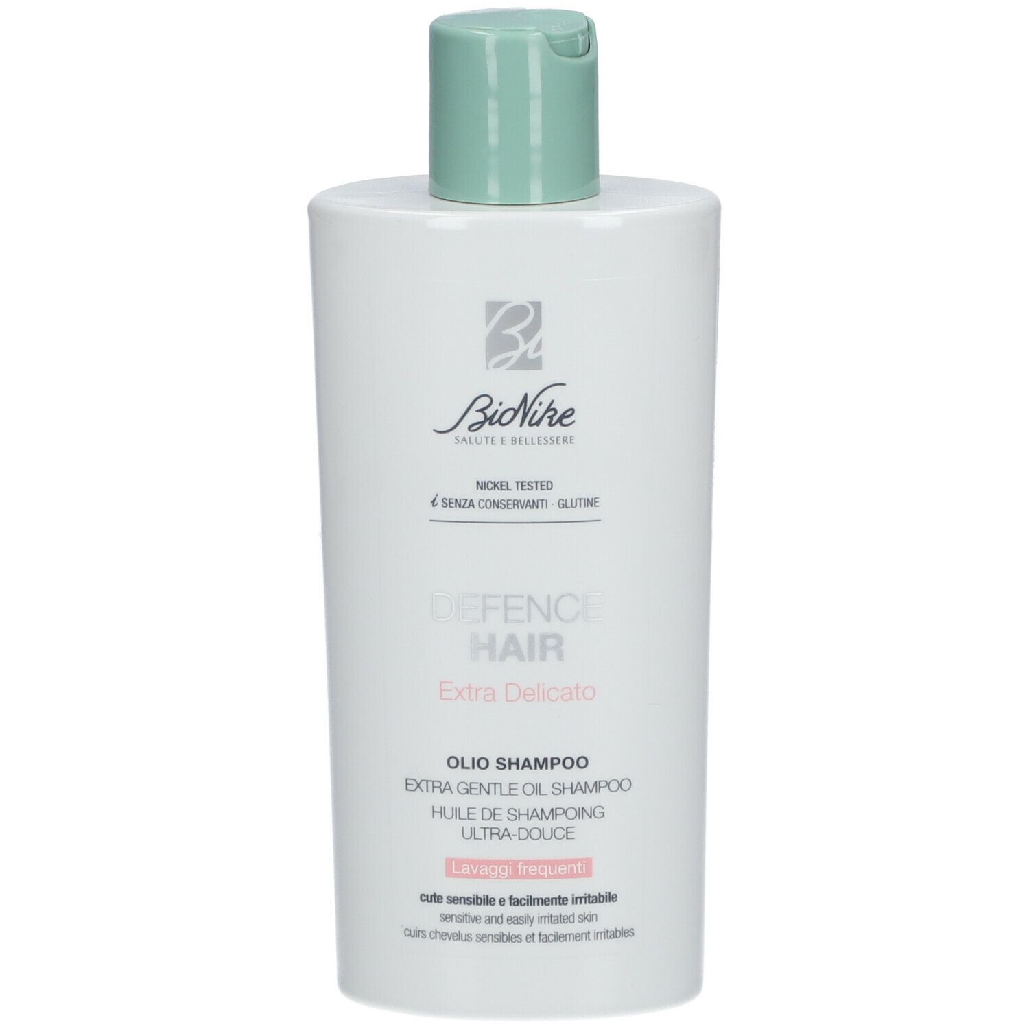 BioNike DEFENCE HAIR Shampoo-Flasche, weiß mit grünem Deckel. Text: Extra Delicato, Olio Shampoo.