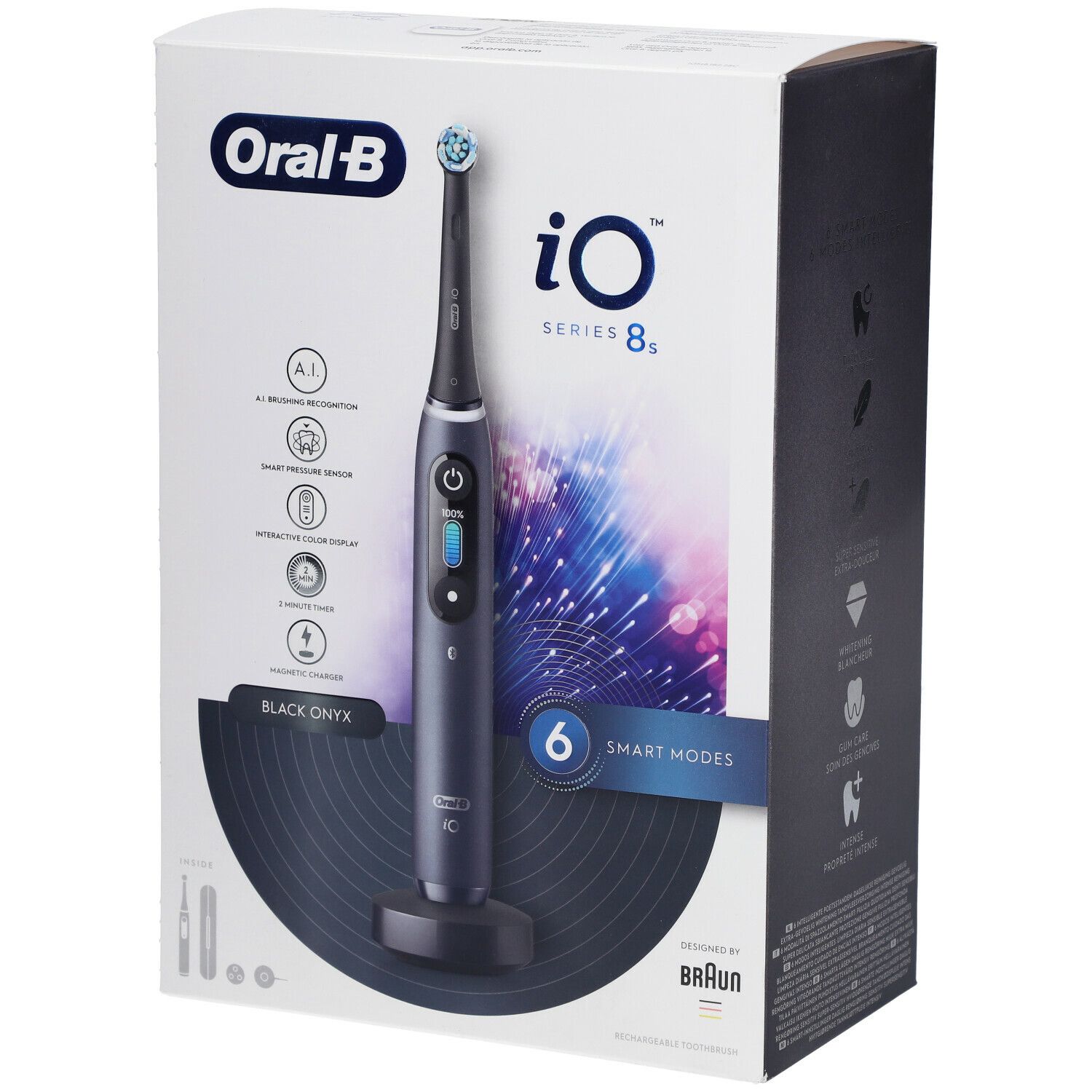 Verpackung der ORAL-B iO™ Serie 8 Schwarz. Enthält eine elektrische Zahnbürste, Ladestation und Zubehör. Sechs Putzmodi.