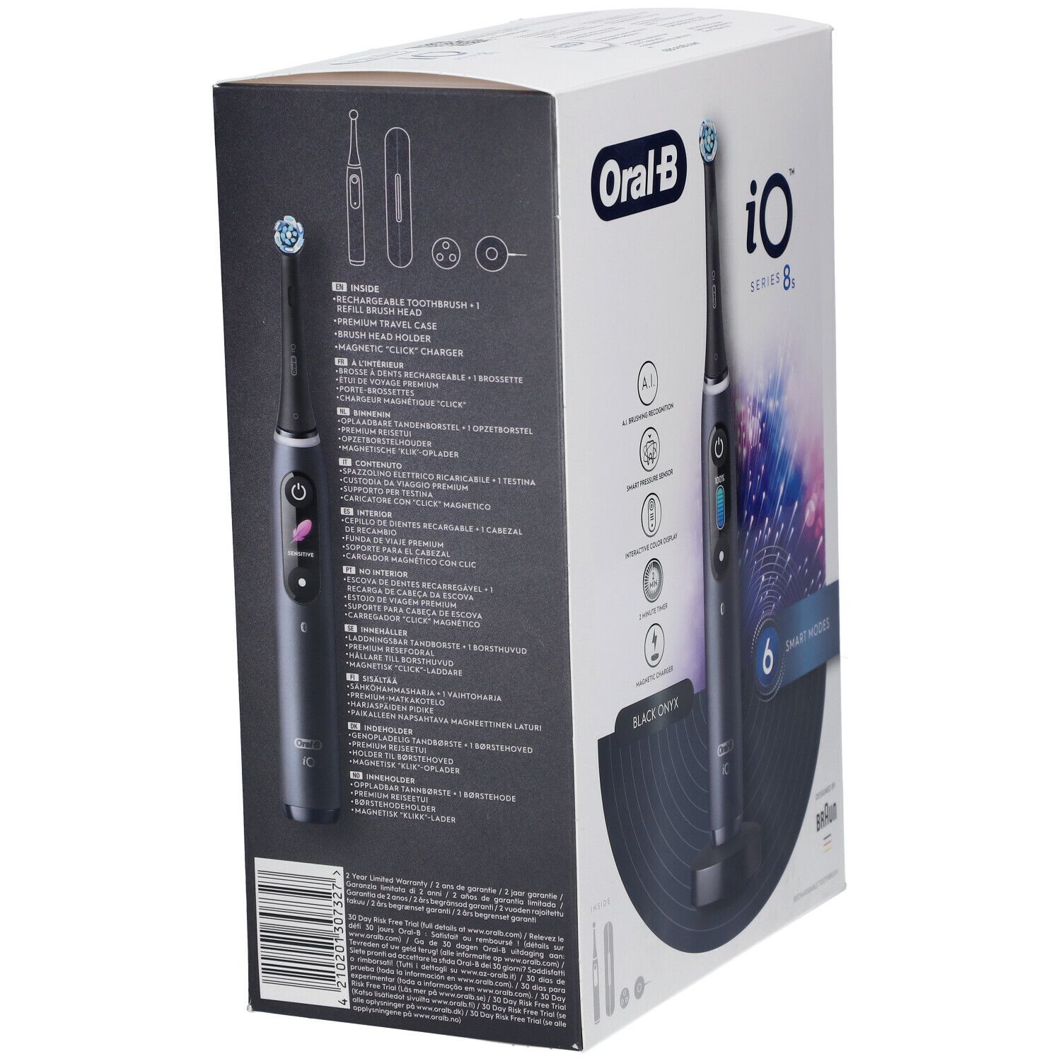 Rückseite der ORAL-B iO™ Serie 8 Schwarz Verpackung. Zeigt Produktabbildung, Zubehör und technische Details in mehreren Sprachen.
