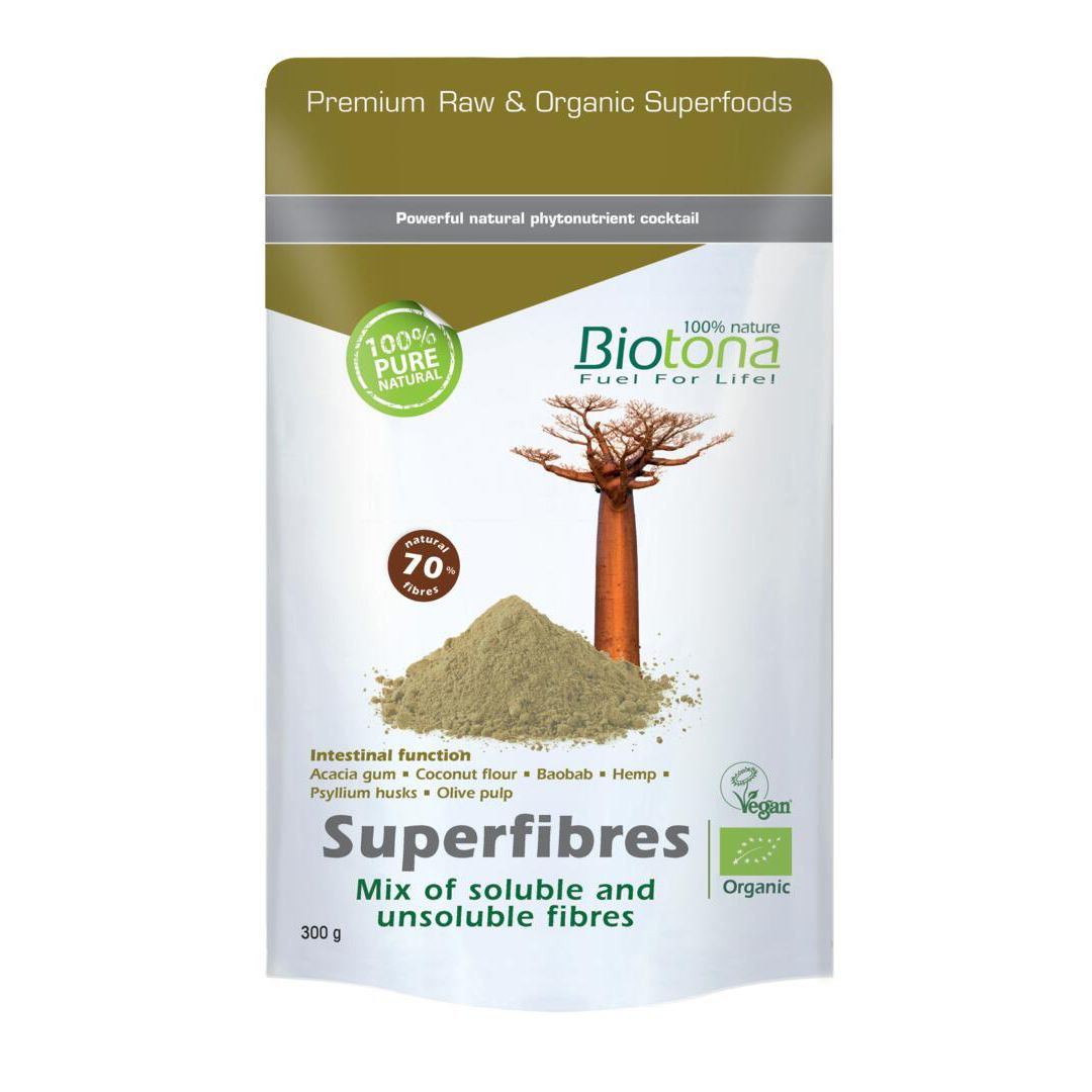 Zak Biotona Superfibres. Opschrift: Premium Raw & Organic Superfoods. 100% Pure Natural. Mix van oplosbare en onoplosbare vezels. Illustratie van een baobab.