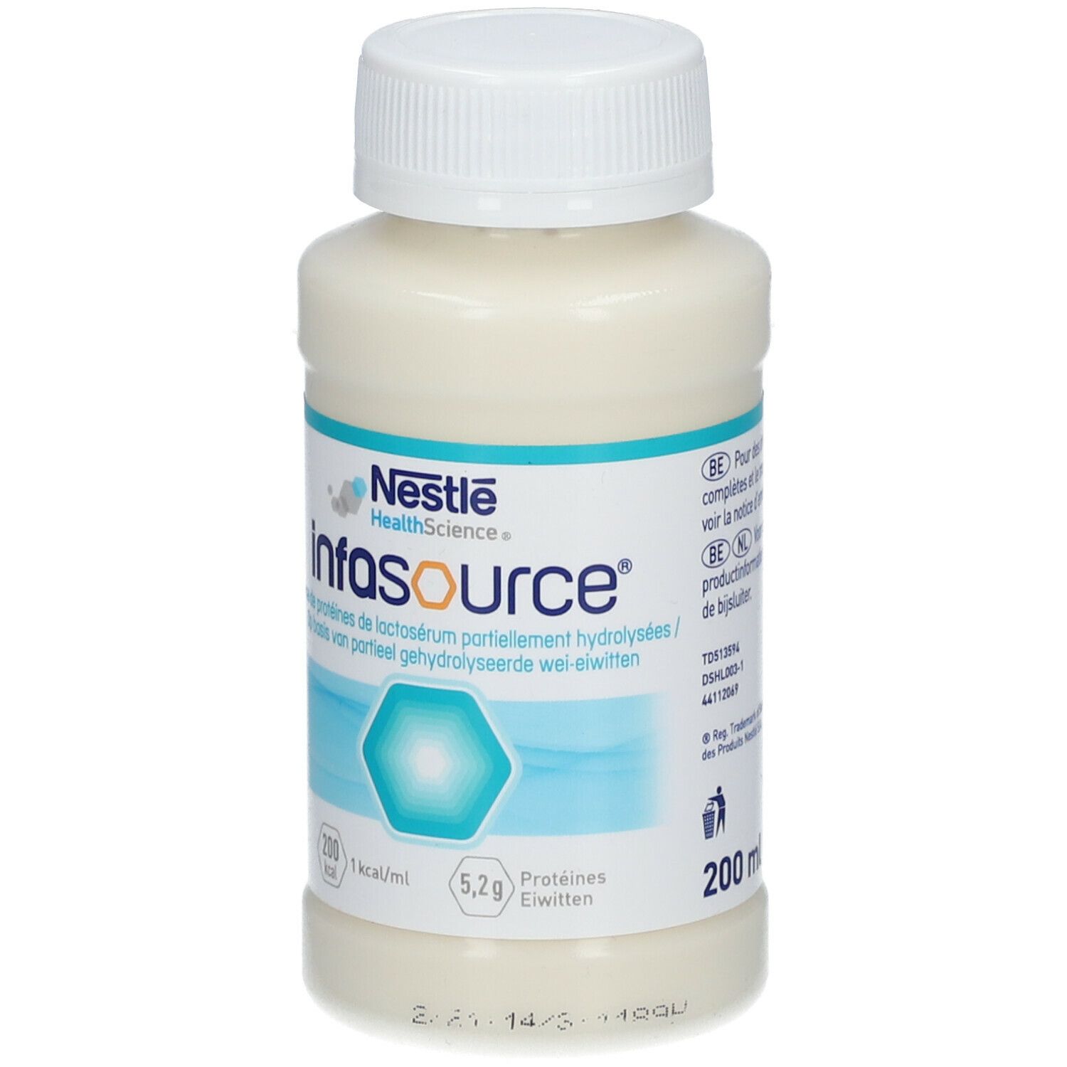 Bouteille Nestlé Infasource avec liquide blanc. Inscription: 200 kcal, 1 kcal/ml, 5,2g protéines, 200 ml. Bouchon à vis blanc.