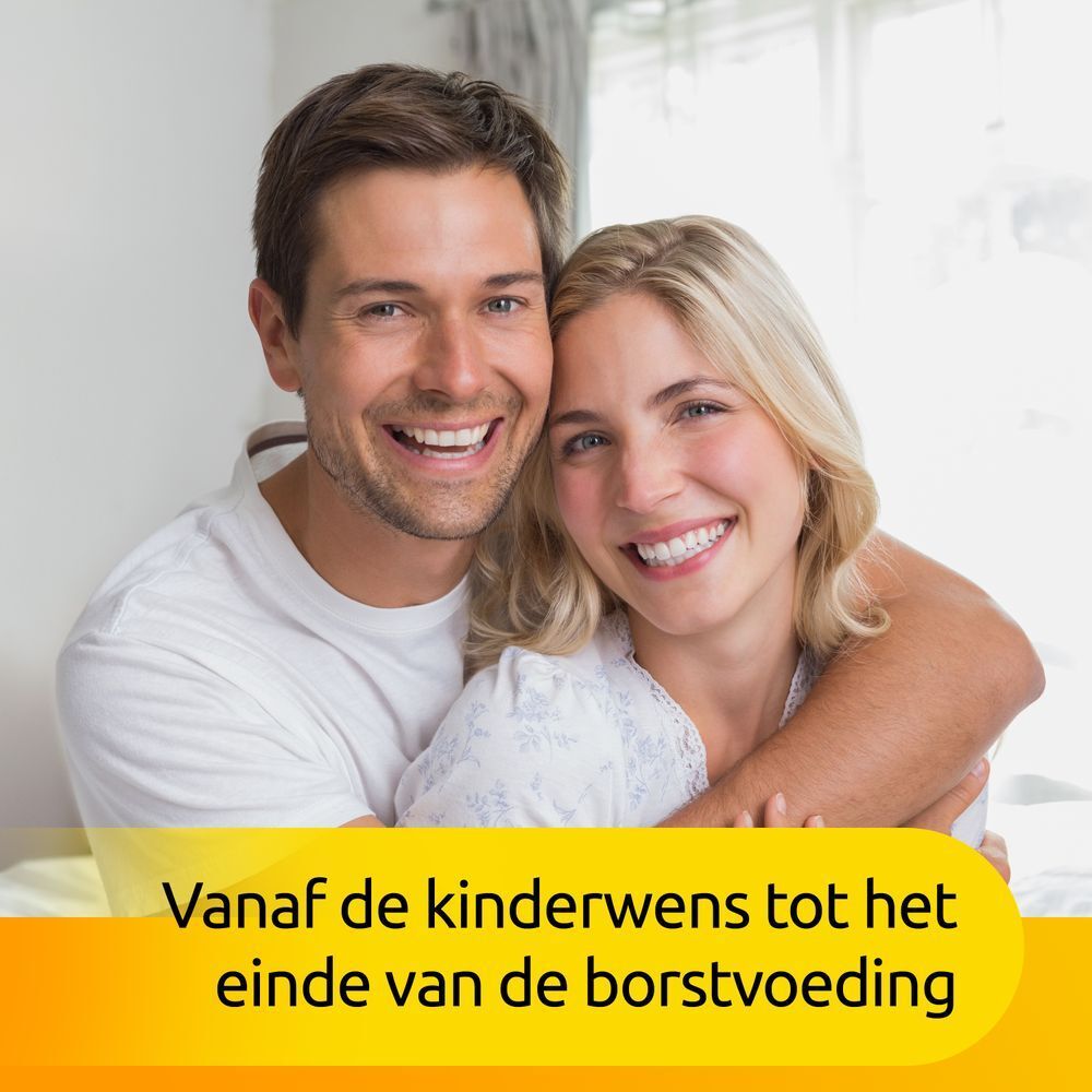 Koppel omarmt elkaar. Tekst: Van kinderwens tot einde borstvoeding. Gele achtergrond.