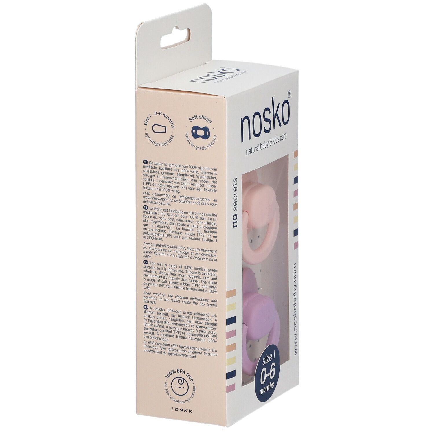Verpakking met twee fopspenen. Roze en lila. Venster. Merk nosko®. Maat 1, 0-6 maanden. Tekst op zijkant.