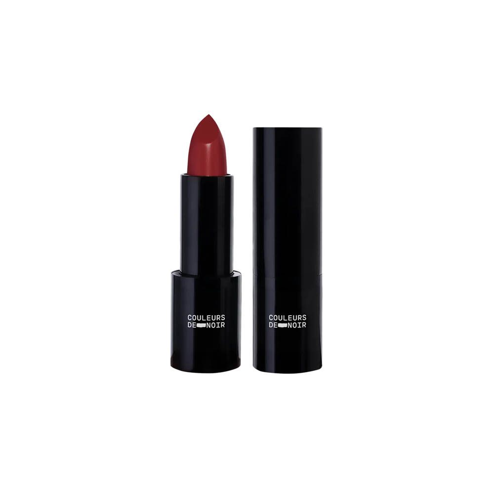 Rode lippenstift, zwarte huls. Opschrift: LES COULEURS DE NOIR.