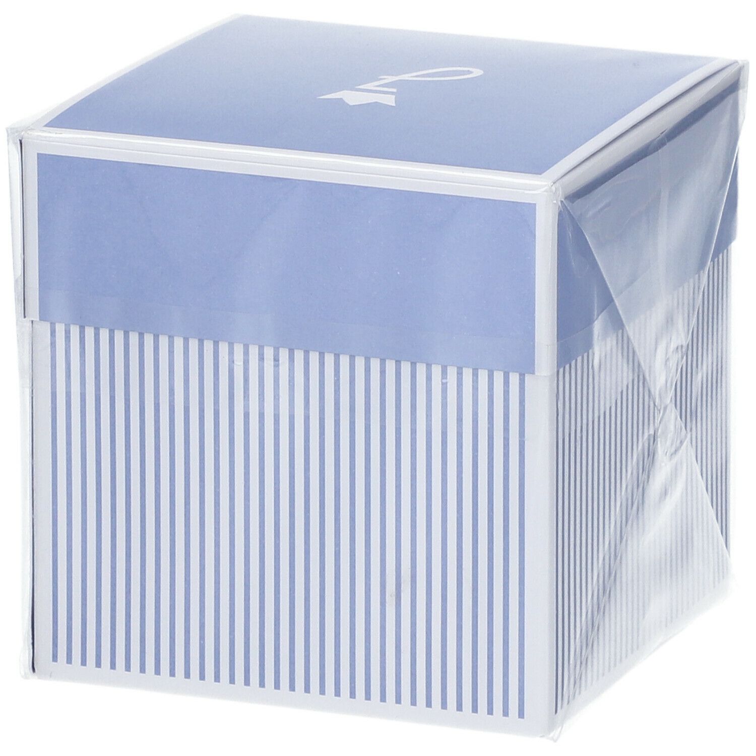 Blauwe en witte vierkante doos met Jacadi-logo. Tekst: Tout Petit Jacadi, Eau de Senteur Sans Alcool. Schuine weergave.