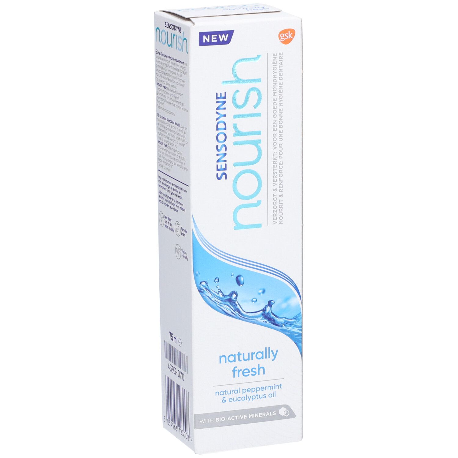 Emballage de dentifrice blanc. Motif vagues bleues. Texte: Sensodyne Nourish, Naturally Fresh, Bio-Active Minerals.