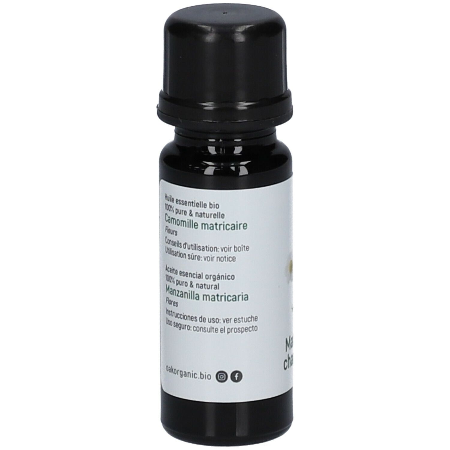 Bruine glazen fles met zwarte dop. Etiket met productinformatie en kamillebloemen. 'Oak Organic' logo en bio-keurmerk.