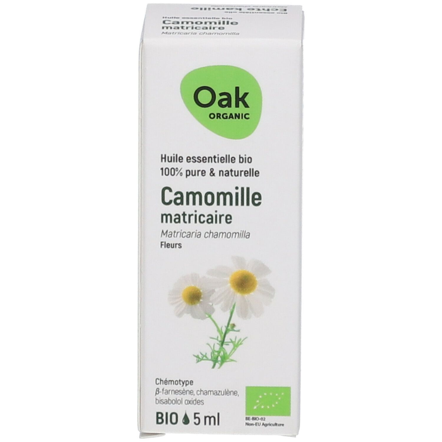 Witte doos met 'Oak Organic' logo, kamillebloemen en productinformatie. 'Bio' en '5 ml' vermeldingen.