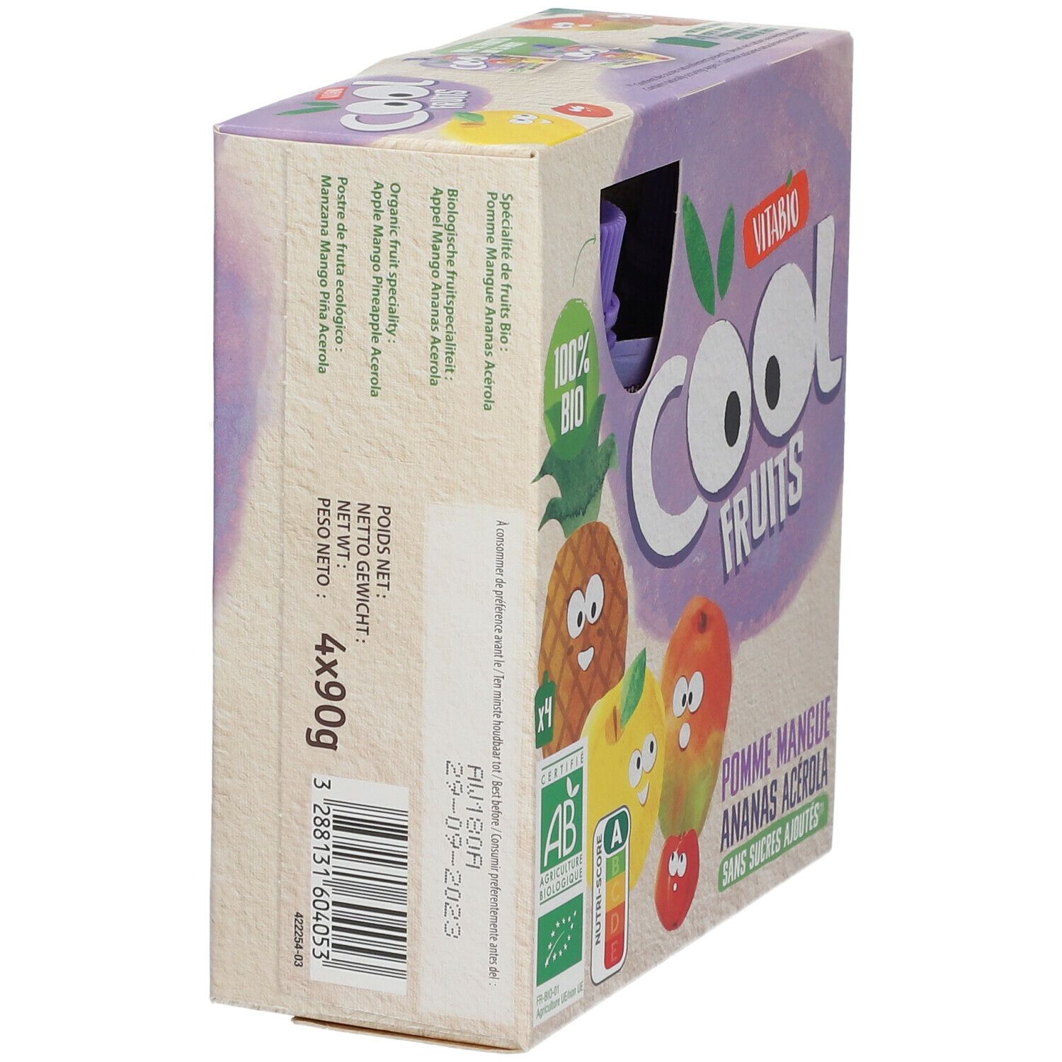 Verpakking VITABIO Cool Fruits. Opschriften: 4x90g, AB-keurmerk, Cool Fruits, Pomme Mangue Ananas Acerola, sans sucres ajoutés, houdbaarheidsdatum.