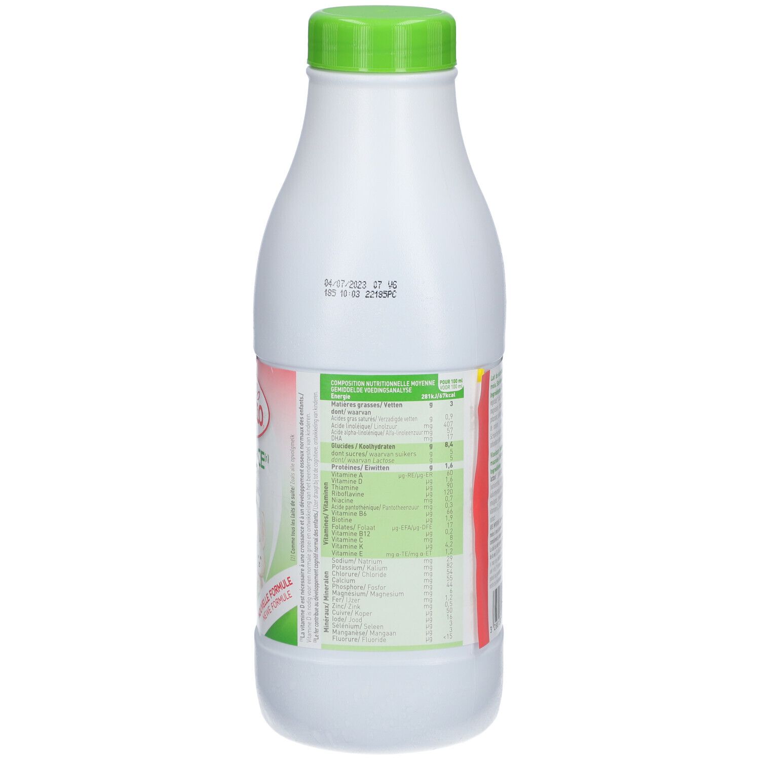 Rückseite der weißen Flasche mit grünem Deckel. Text in mehreren Sprachen. Nährwertangaben. Datumsstempel.