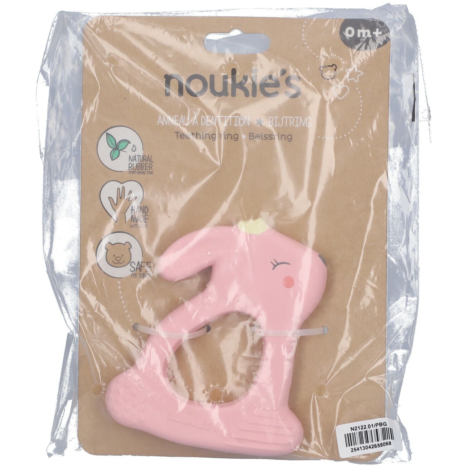 Roze bijtring in konijnenvorm, verpakt. Opdrukken: natuurlijk rubber, handgemaakt, veilig. Merk: noukie's.