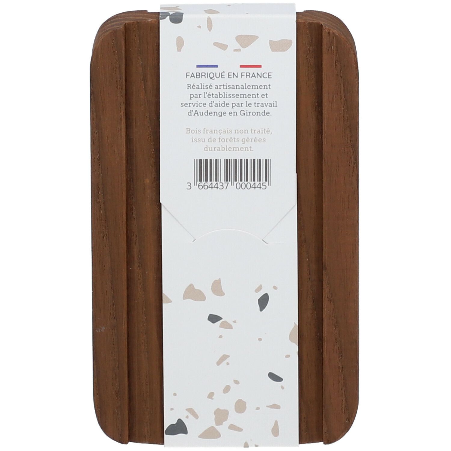Achterkant van het zeepbakje met papieren band. Opschrift: Fabriqué en France, hout, barcode.