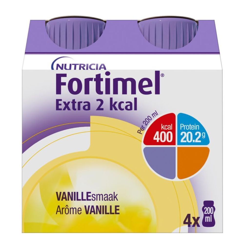 Packung mit vier Flaschen NUTRICIA Fortimel Extra 2 kcal Vanille. Aufdrucke: Kalorien, Protein, Vanille-Geschmack.