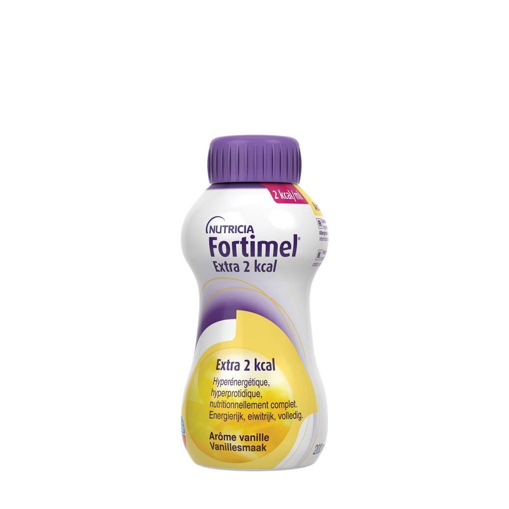 Einzelne Flasche NUTRICIA Fortimel Extra 2 kcal Vanille. Lila Verschluss. Aufdrucke: Kalorien, Protein, Vanille-Geschmack.