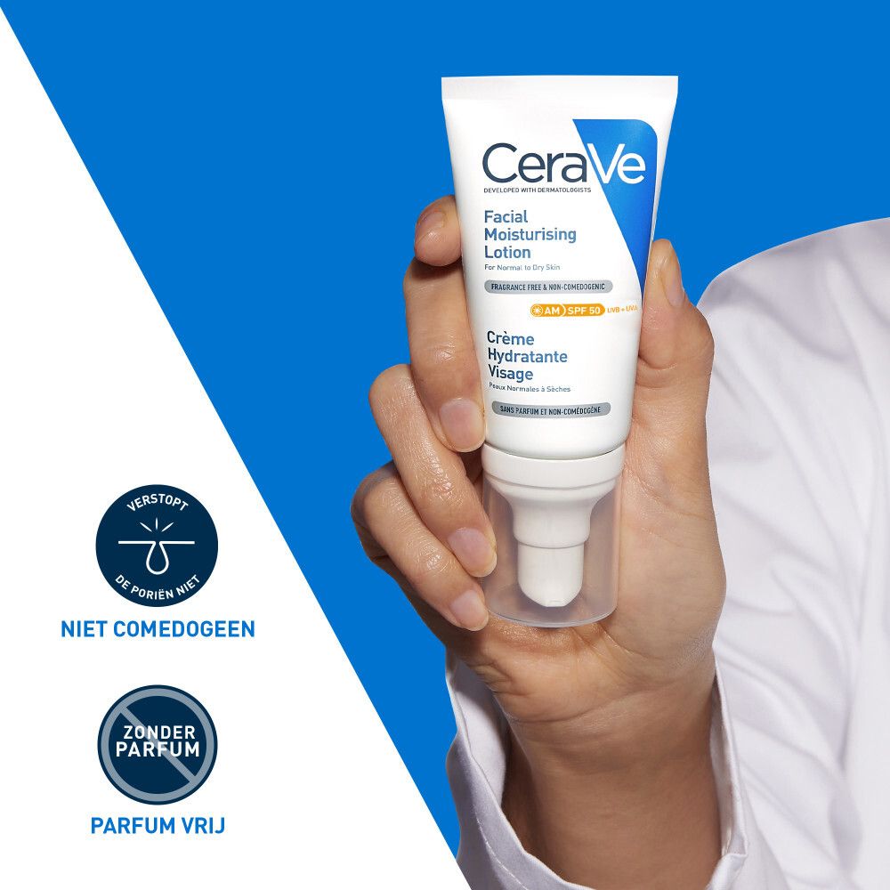 CeraVe-product in de hand. Tekst: Niet-comedogeen, zonder parfum.