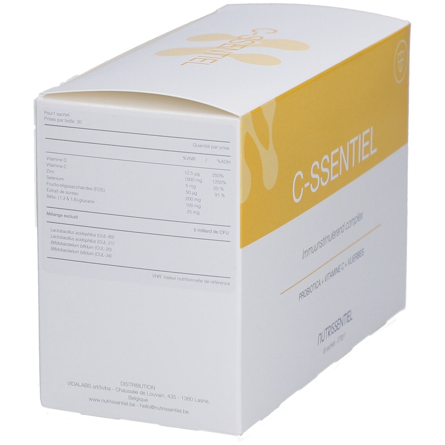 Schuine weergave van een witte doos met geel vlak. Opschrift: C-ssentiel, Nutriessentiel. Voedingswaarde en ingrediënten.