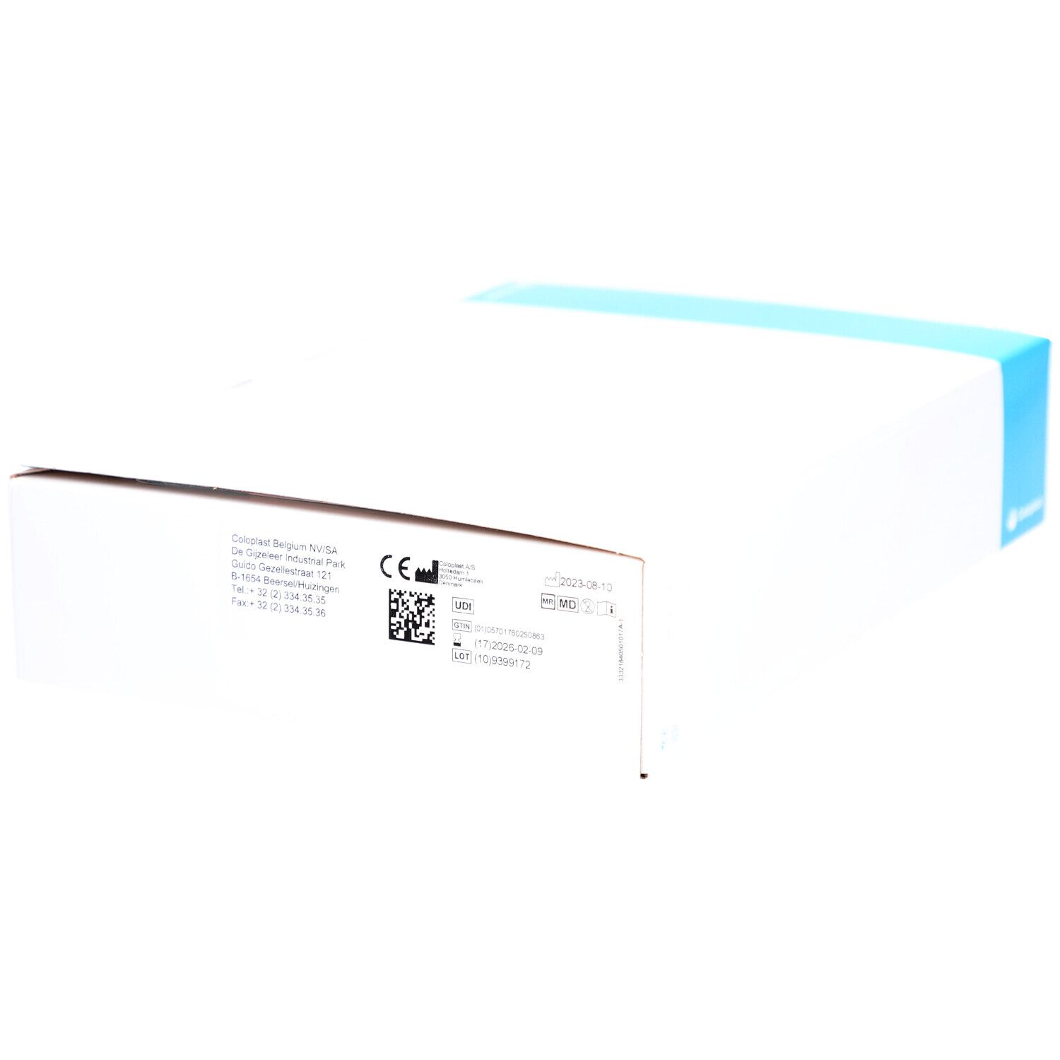 Emballage blanc avec informations produit. Marquage CE et code QR. Logo Coloplast. Texte en anglais.