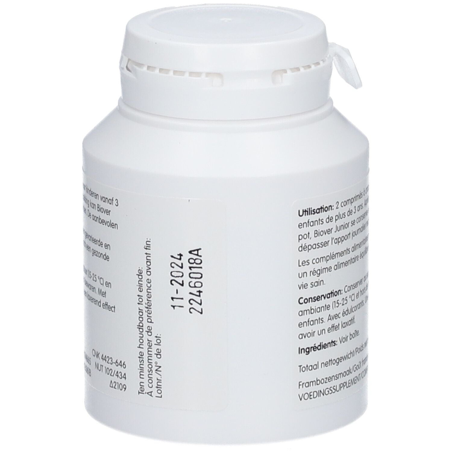 Achterkant van de witte fles BIOVER Junior Multivitamines. Tekstinformatie, houdbaarheidsdatum 11-2024.