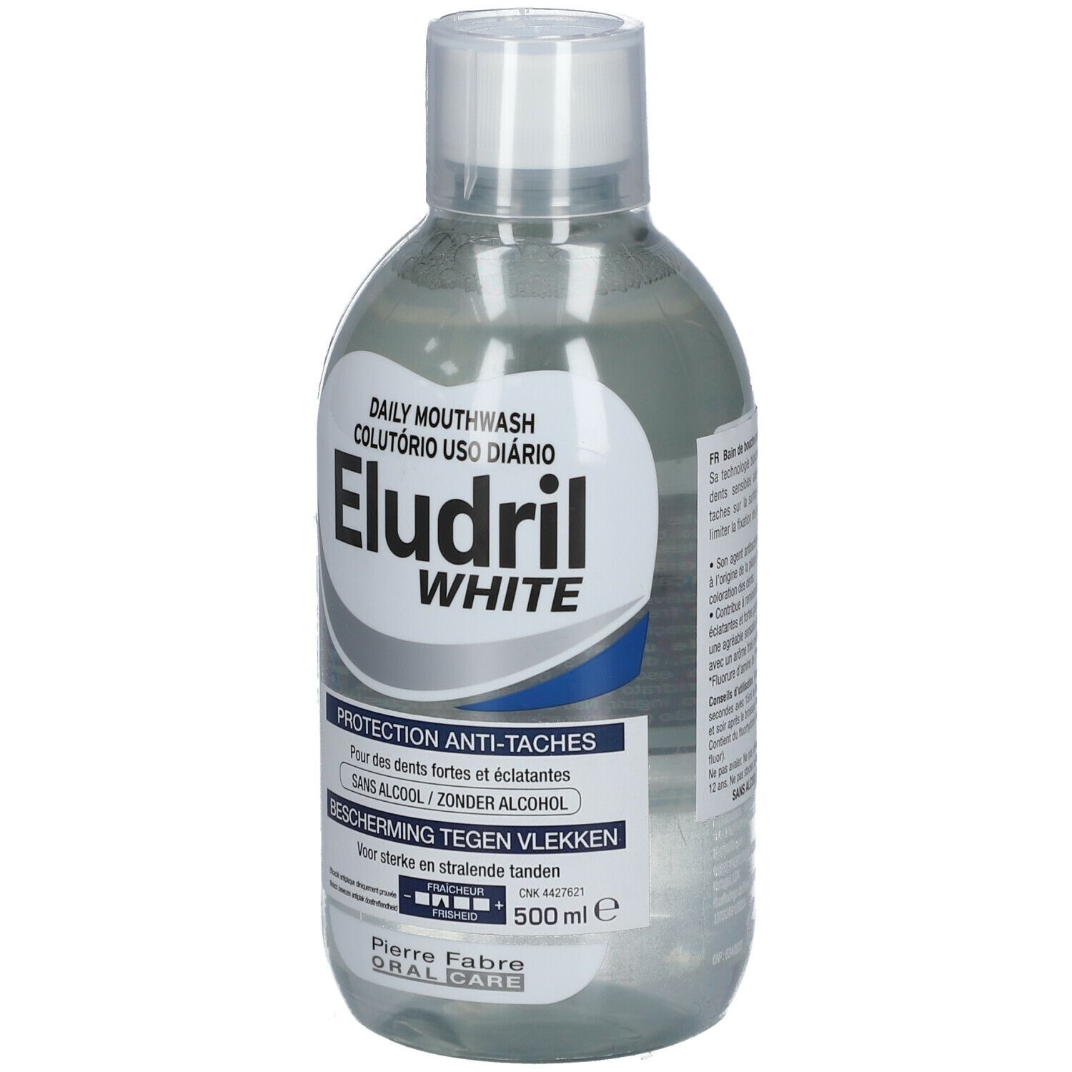 Bain de bouche blanchissant dans une bouteille transparente avec un bouchon blanc. L'étiquette indique "Eludril White".