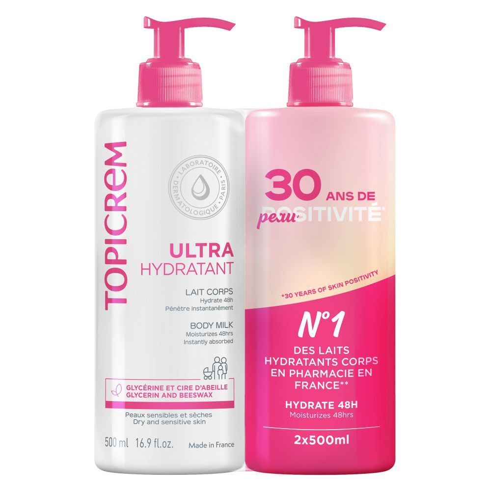 Twee flessen TOPICREM Ultra-Hydratant Lait Corps. Witte fles met roze pomp, roze fles met roze pomp. Tekst: Ultra Hydratant, Body Milk.